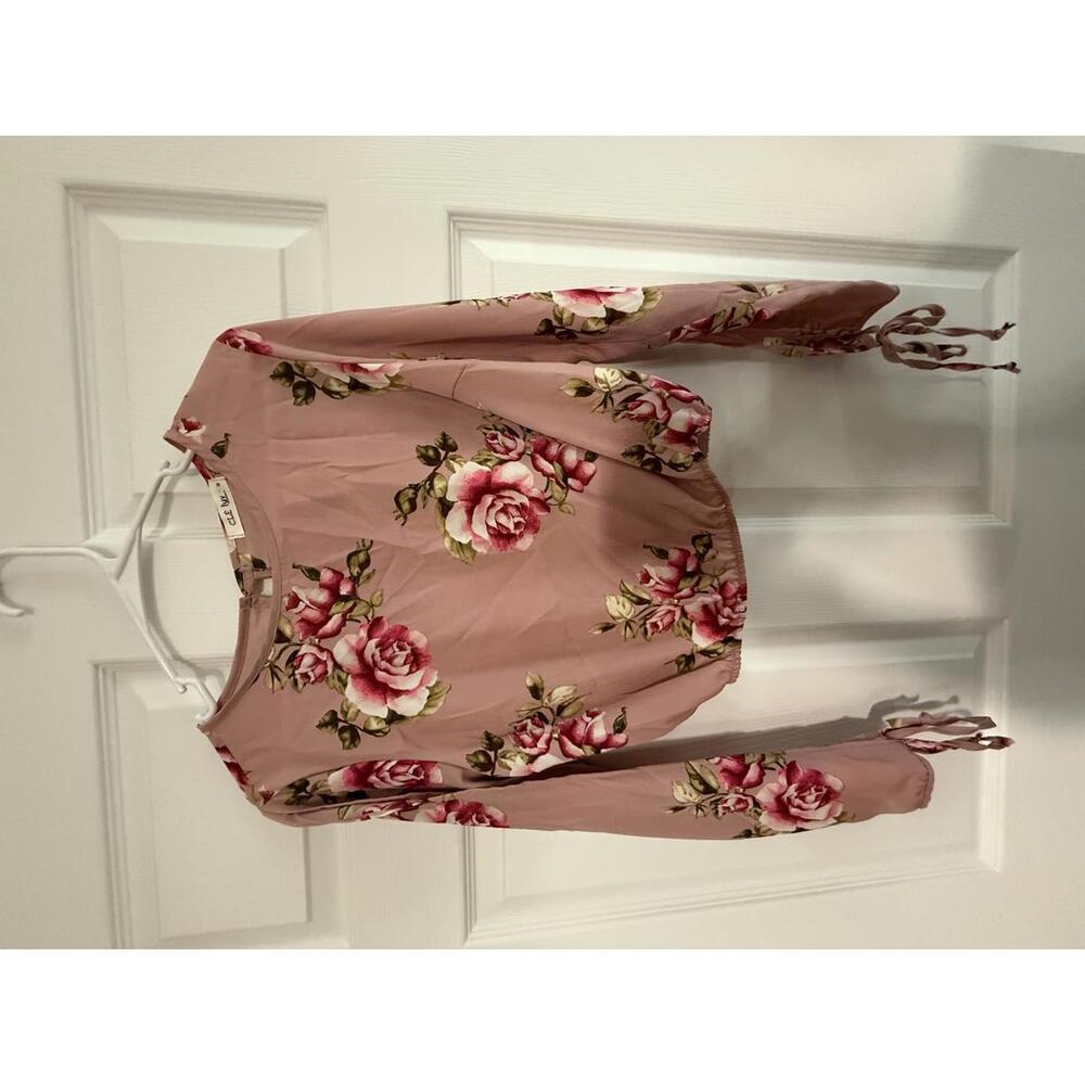 Clé Luv Women's Floral Long Sleeve Blouse in Coral, Size M